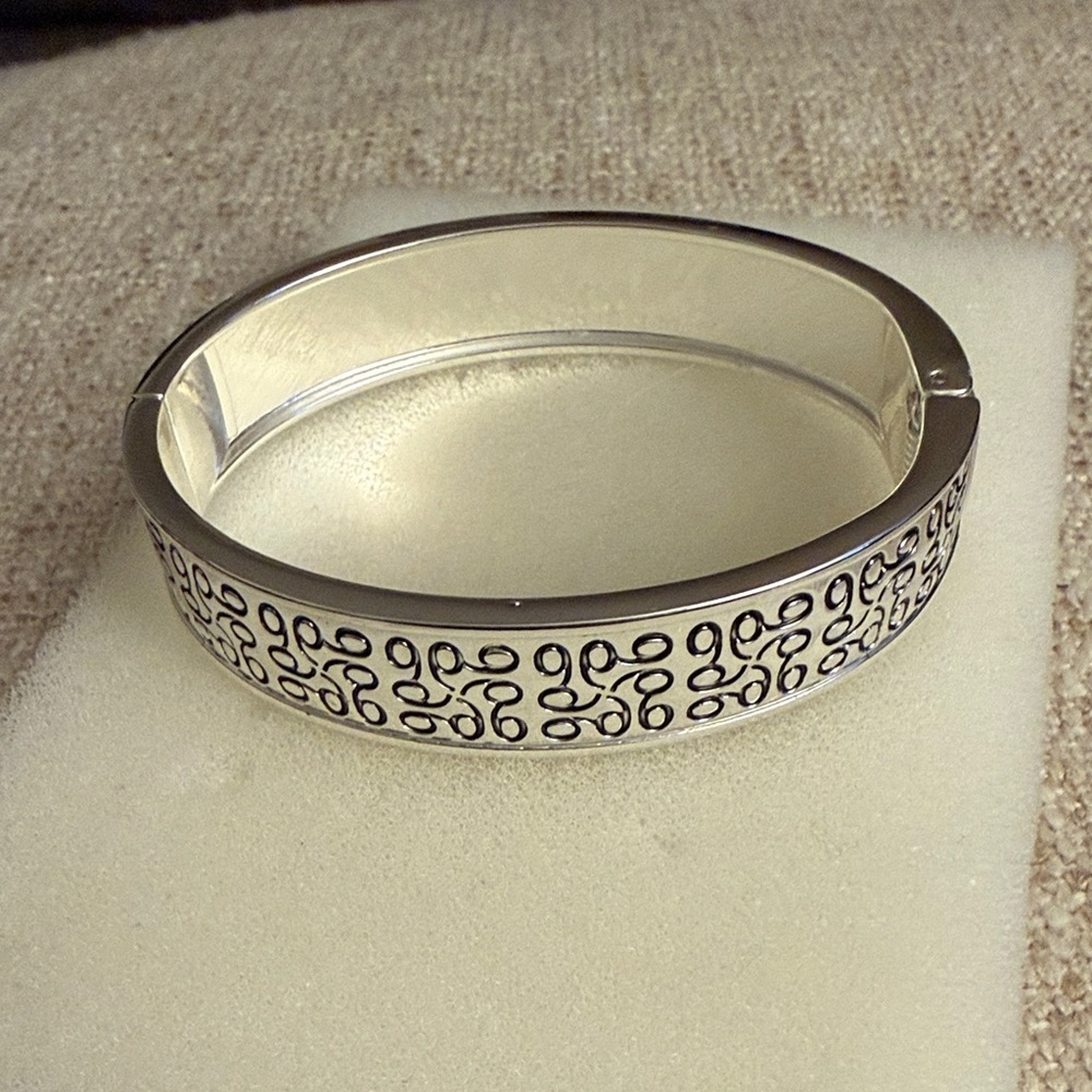 Nine West Women’s Chunky Bracelet | Boho Bracelet | Women’s Statement Bracelet